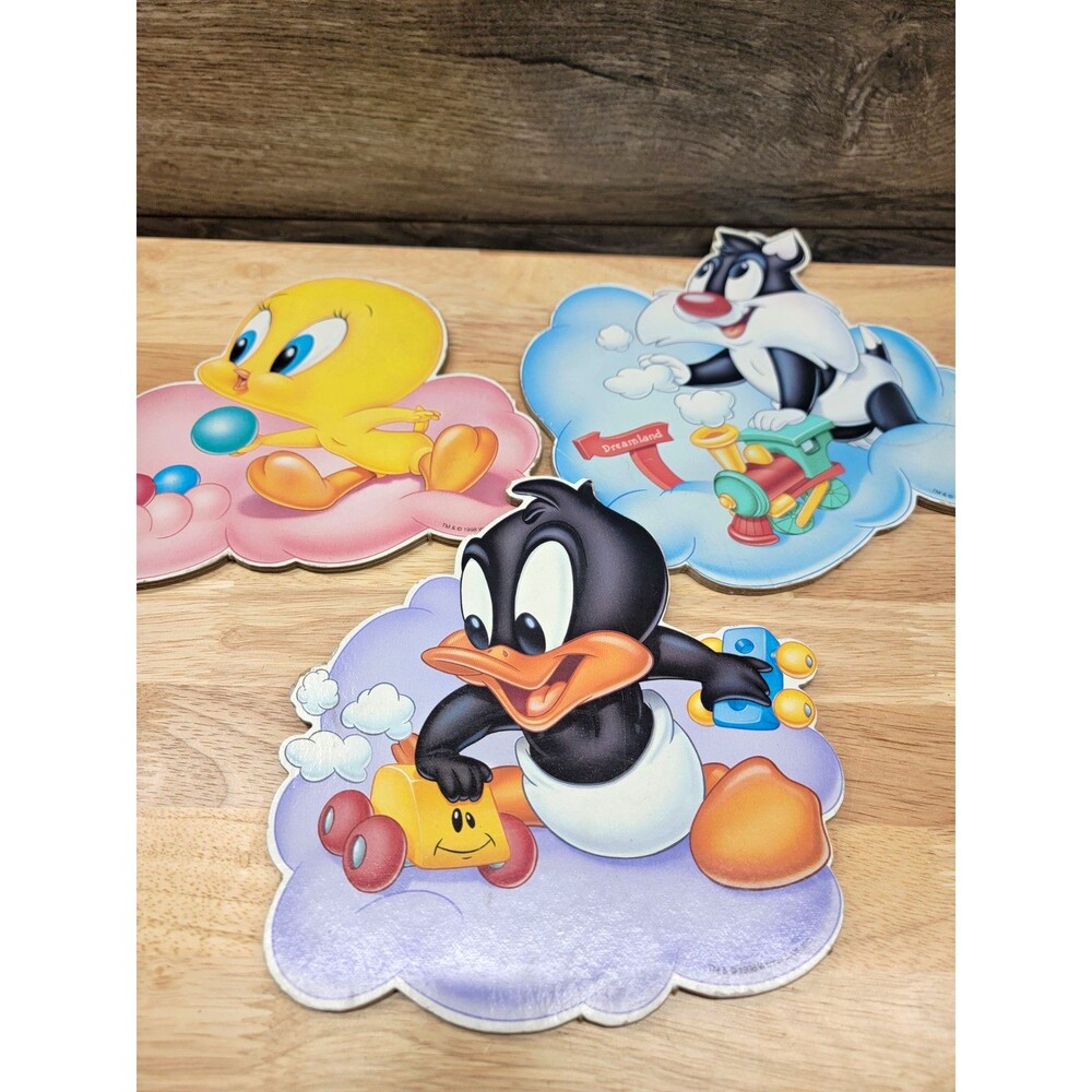 Warner Bros Looney Tunes Dreamland Wall Hangings Set of 3 Tweety Sylvester Daffy